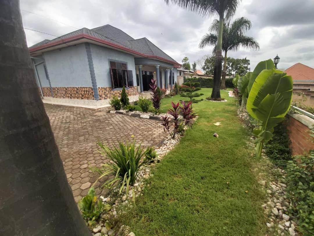 Comfort B&B Kigali Eksteriør billede