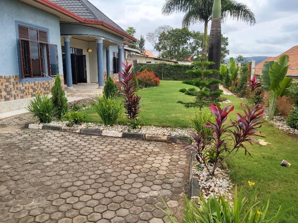 Comfort B&B Kigali Eksteriør billede